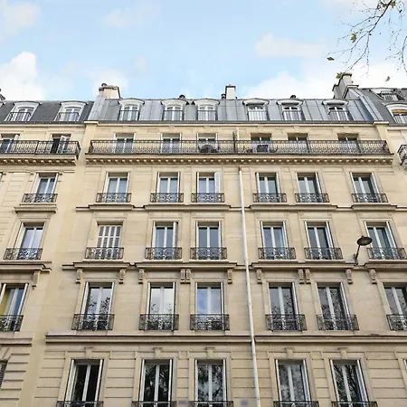 Modern Flat - 6p- Voltaire 아파트 *