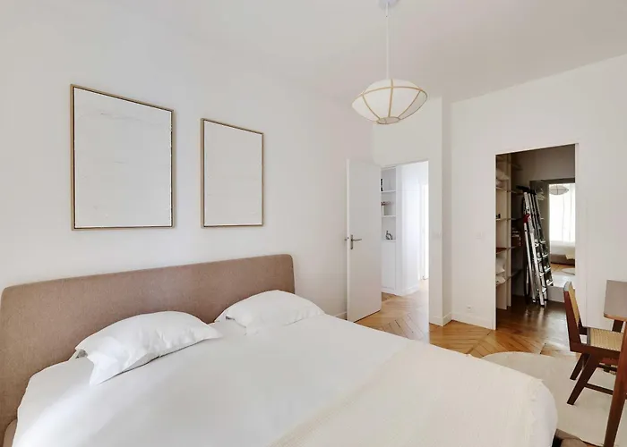 Apartament Modern Flat - 6p- Voltaire Paryż